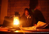 reading-kerosene-lamp