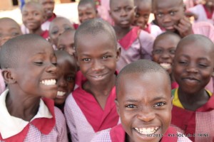 School kids in Sidonge (Kenya)